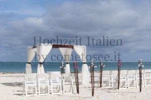 Heiraten an einem Traumstrand in Italien